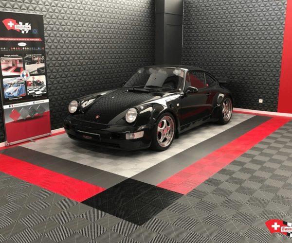 swisstrax