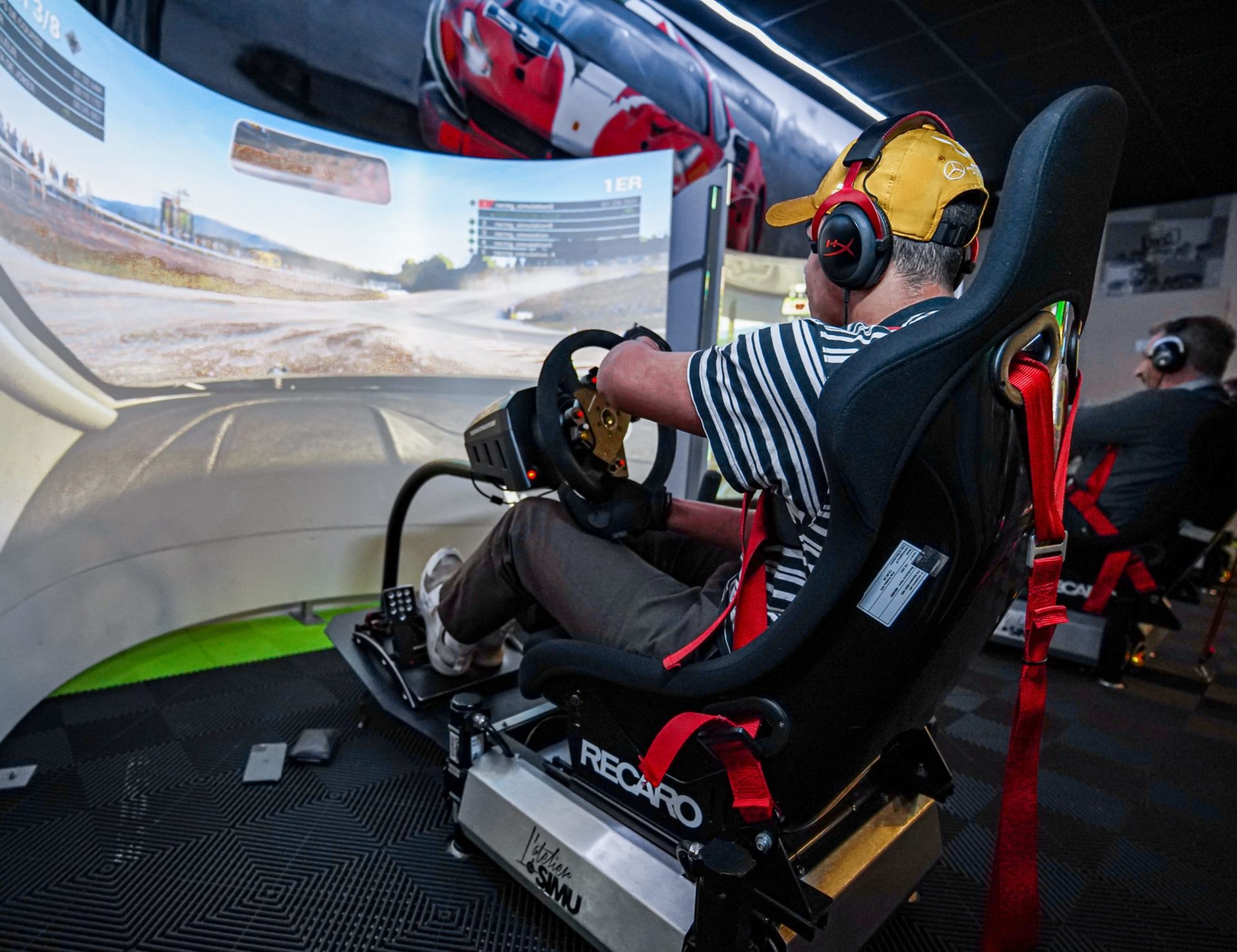 Simulateur de courses automobiles à Paris